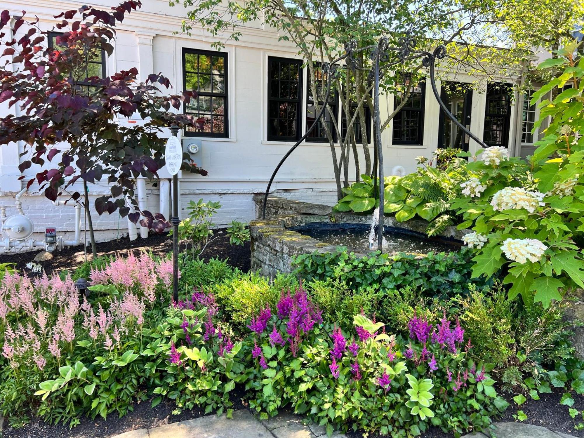 Inn Of Chagrin Chagrin Falls 外观 照片